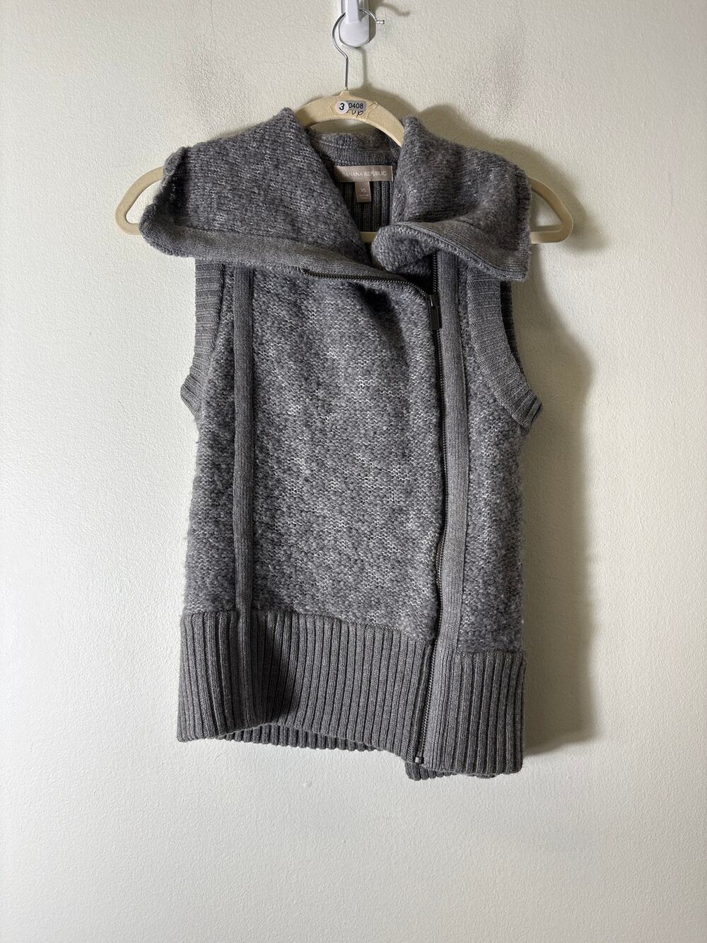 Banana Republic Gray Sleeveless Zip Front Cardigan Sz XS